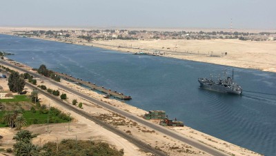 احتجاز ناقلة نفط إيرانية.. مصر تنفي وإيران تتهم