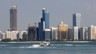 أبو ظبي.. انفجار يودي بحياة ثلاثة أشخاص وميليشيا الحوثي تتبنى العملية (فيديو)