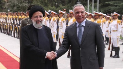 بعد الرياض.. "الكاظمي" يلتقي "رئيسي" في طهران