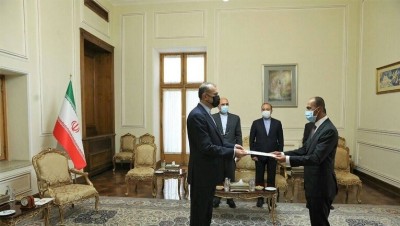 عودة العلاقات الدبلوماسية بين إيران والكويت بعد انقطاع دام سنوات