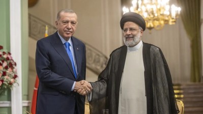 الرئيس الإيراني يعتزم زيارة سوريا وتركيا