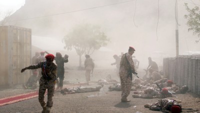 اليمن.. 7 قتلى بينهم ضباط بقصف حوثي على معسكر بمأرب