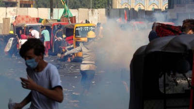 في العراق.. الهتافات تتعالى ضد إيران وسليماني