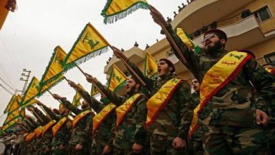 "حزب الله" يدعو لإغلاق السفارة الأمريكية بالعراق