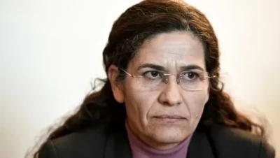 تصريحات "إلهام أحمد" حول العقوبات الدولية ورفض التطبيع مع إسرائيل: توضيح المواقف وسط الجدل المستمر