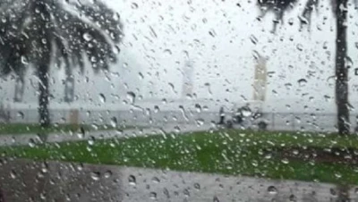 تفسير حلم المطر في الصيف للعزباء والمتزوجة والمطلقة والحامل: آراء ابن سيرين والنابلسي وابن شاهين