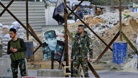"فتشوا ملابسي الداخلية".. زوجة...