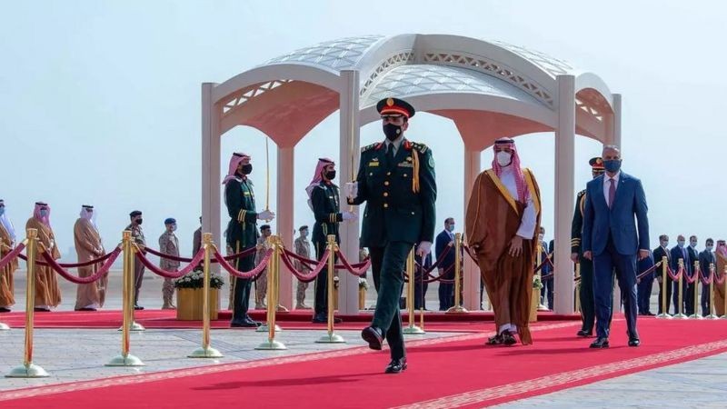 الخارجية العراقية تكشف عن الدور "الحاسم" الذي لعبته في الوساطة بين إيران والسعودية