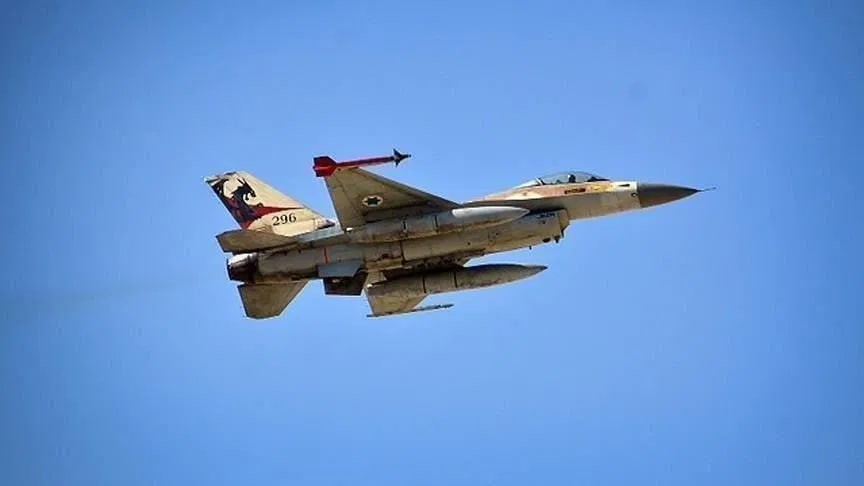 روسيا: الدفاعات الجوية أسقطت 6 صواريخ إسرائيلية في طرطوس وحمص