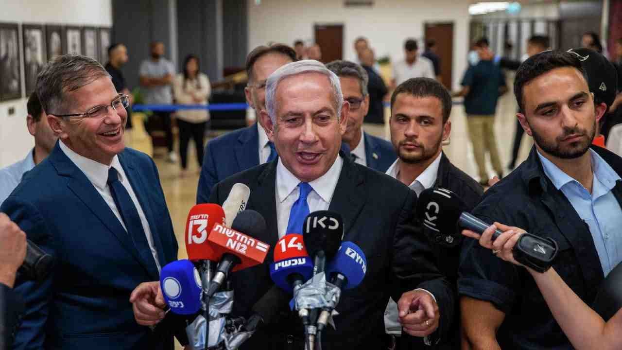 "نتنياهو": لن نسمح لإيران بالتمركز على الحدود الشمالية