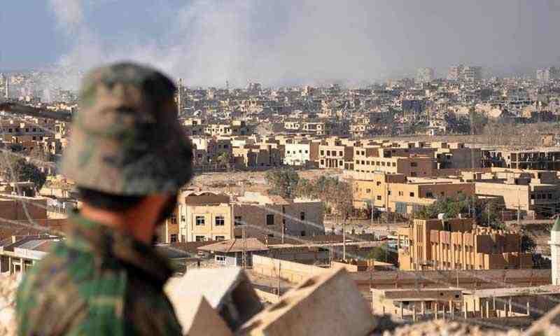 ميليشيات إيران تفقد الاتصال مع مجموعة لها في ديرالزور
