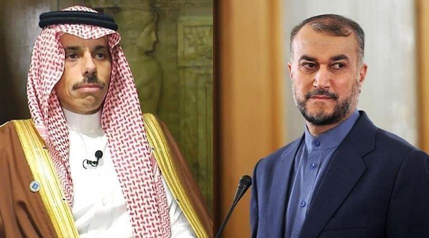وزير خارجية إيران يهاتف نظيره السعودي: نضع اللمسات الأخيرة بشأن موعد ومكان الاجتماع