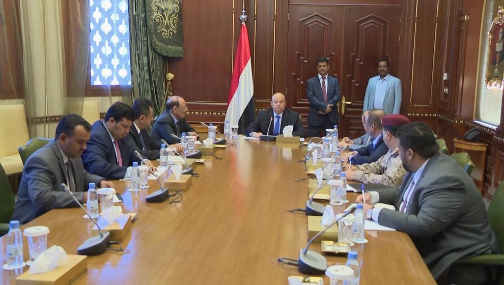 اليمن.. هادي يتهم انفصاليي الجنوب بإعدام جرحى بالمستشفيات