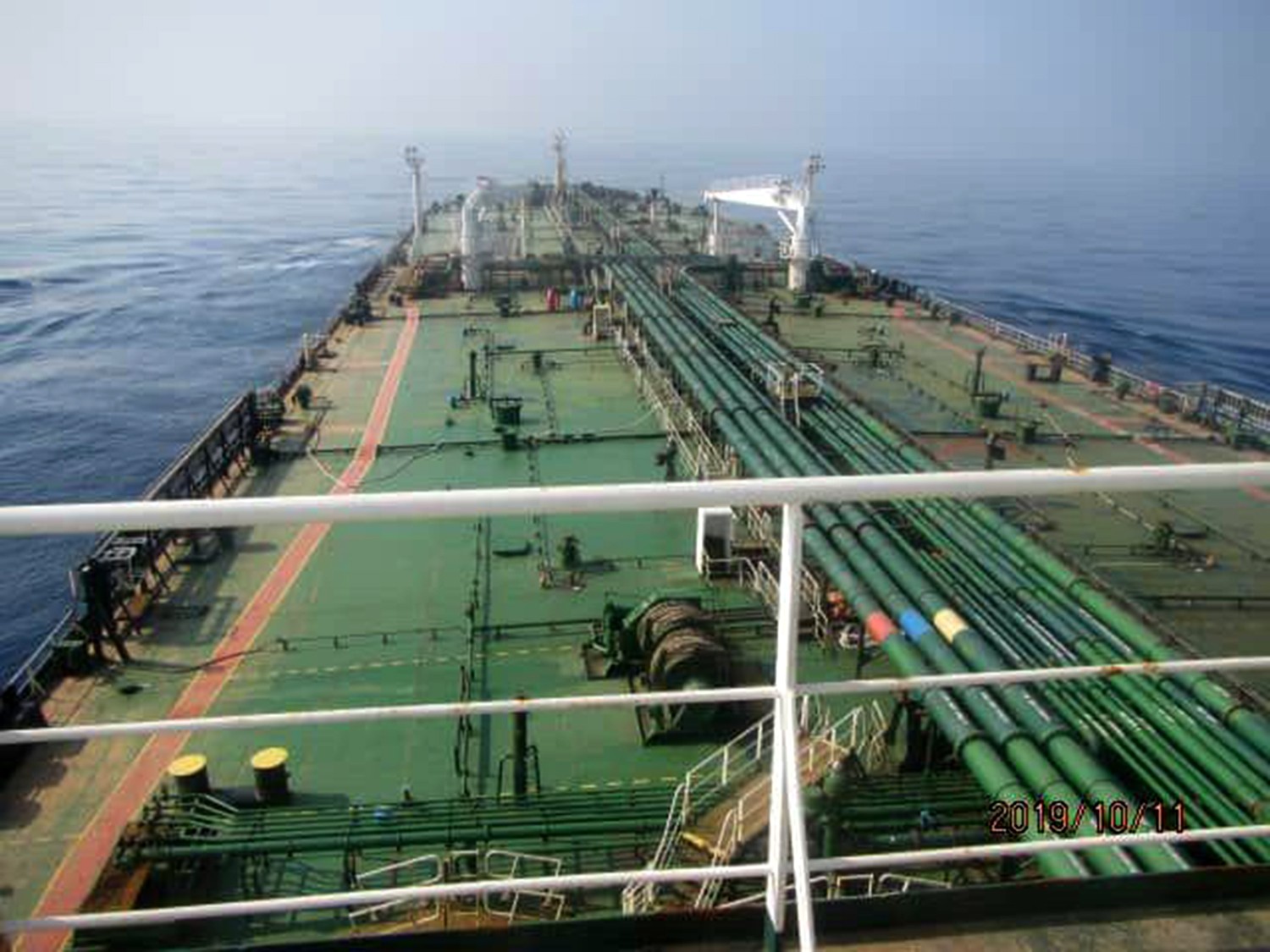 كيف علّقت السعودية على استهداف الناقلة الإيرانية قبالة سواحلها؟