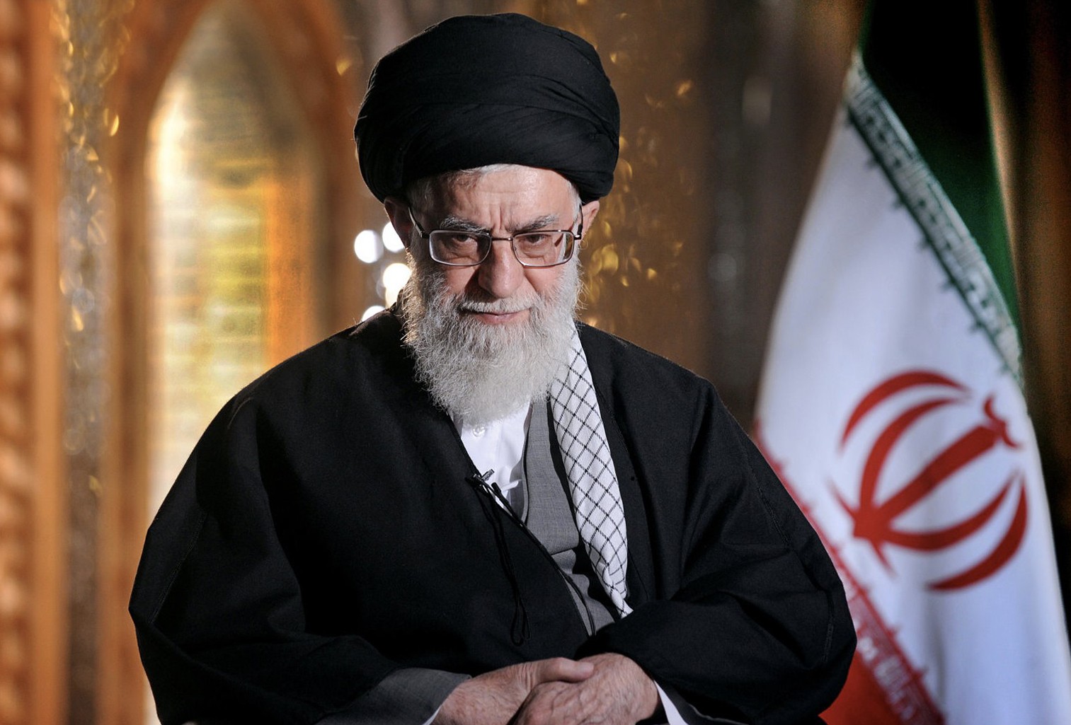 خامنئي يدعو الحرس الثوري لصناعة أسلحة حديثة