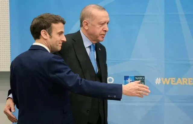 إردوغان يرحب بخطة أوروبا لرفع العقوبات عن سوريا ويؤكد دعم أنقرة لدمشق